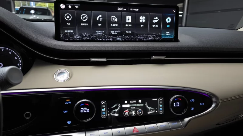 Genesis GV70
