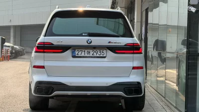 BMW X7