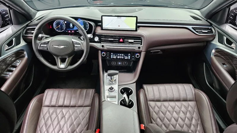 Genesis G70