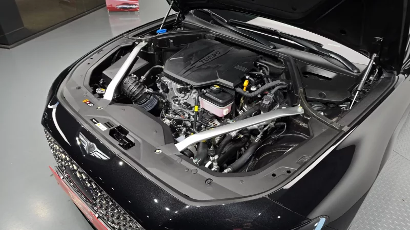 Genesis G70