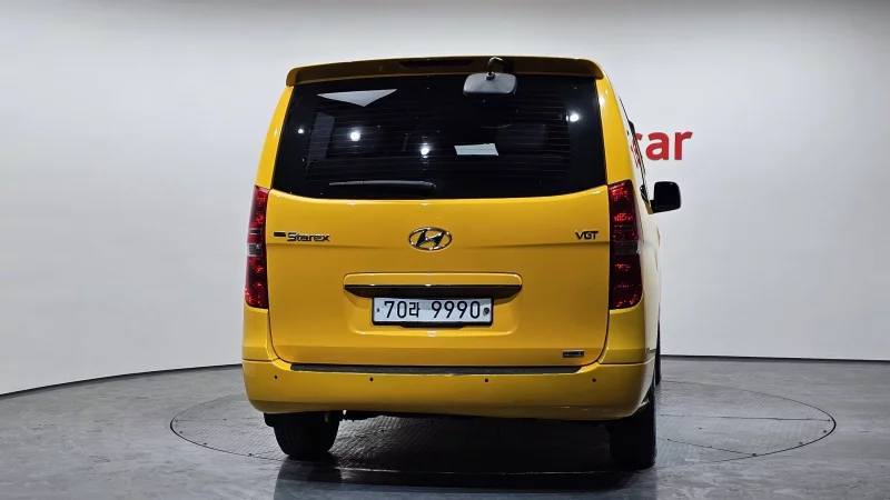 Hyundai Grand Starex