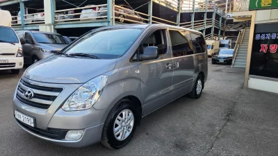 Hyundai Grand Starex
