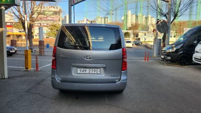 Hyundai Grand Starex