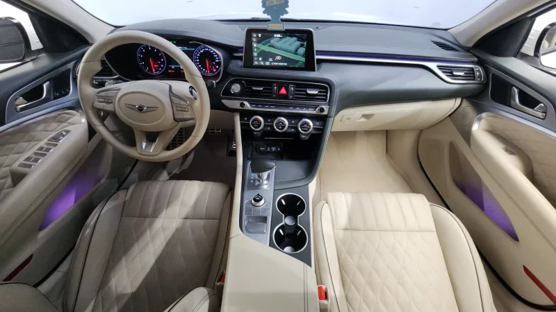 Genesis G70