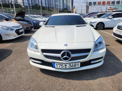 Mercedes-Benz SLK-Class