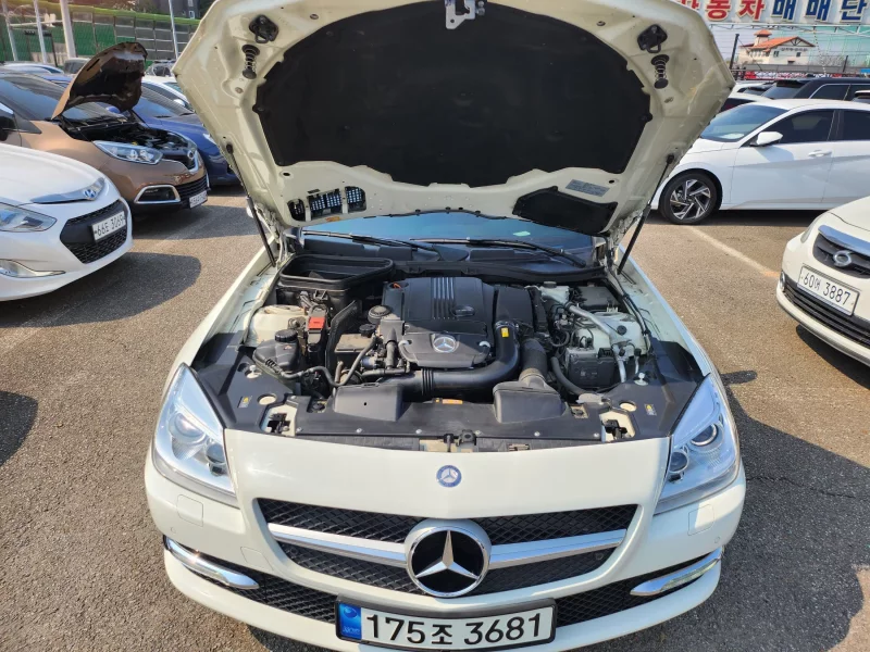 Mercedes-Benz SLK-Class