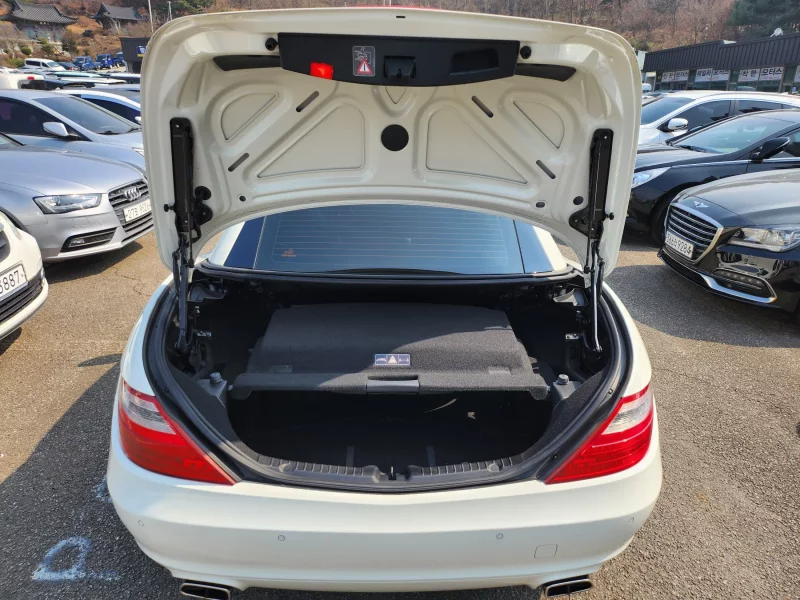 Mercedes-Benz SLK-Class