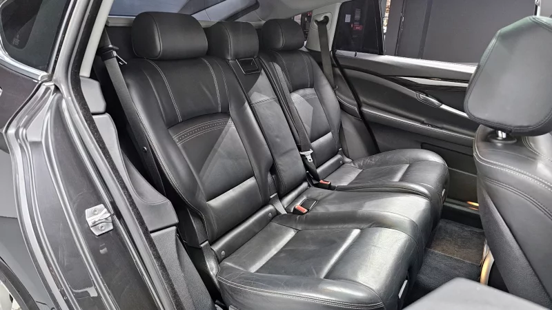 BMW 5-Series Gran Turismo