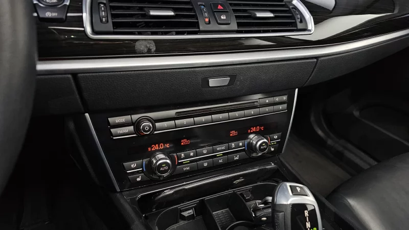 BMW 5-Series Gran Turismo