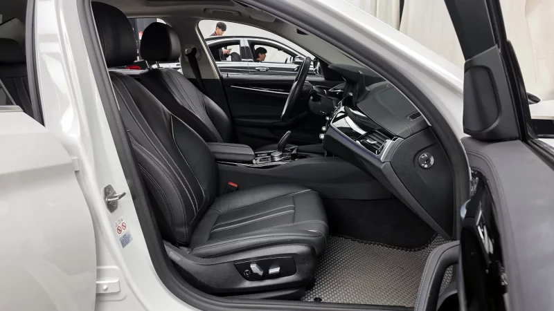 BMW 5-Series