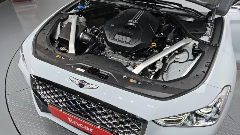 Genesis G70