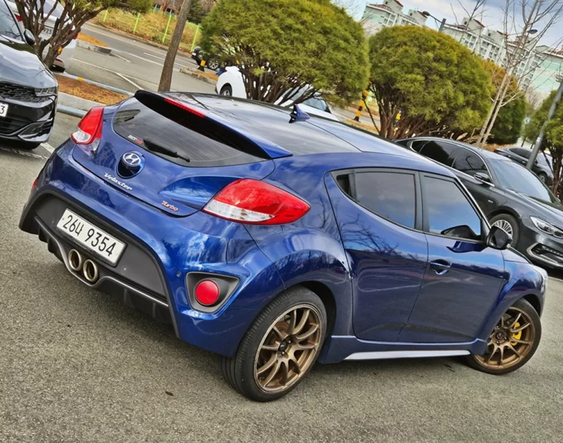Hyundai Veloster