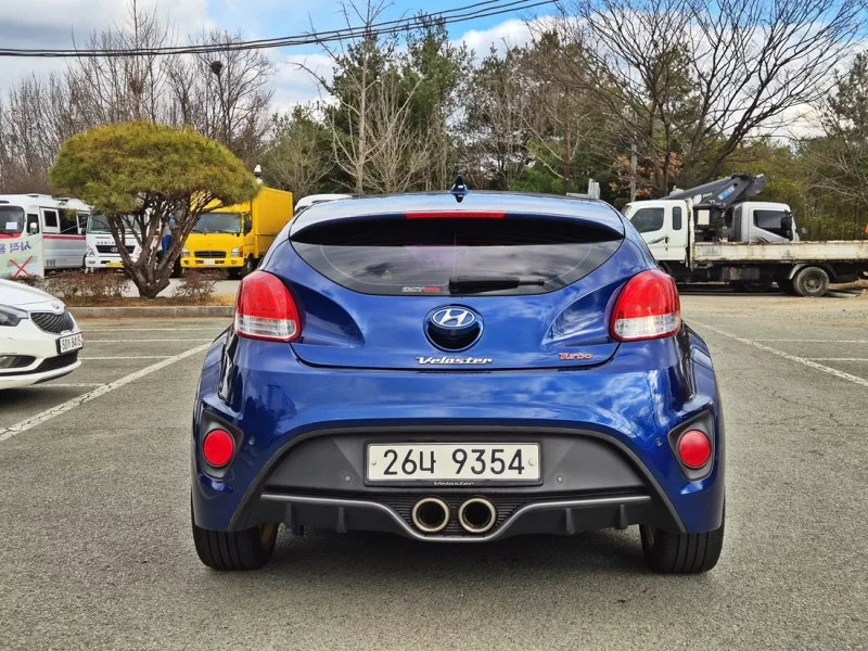 Hyundai Veloster