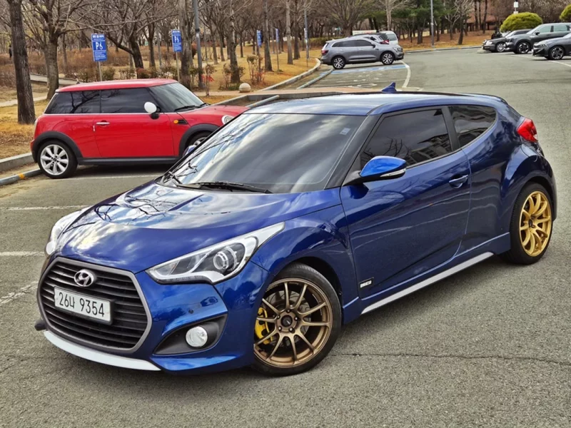 Hyundai Veloster