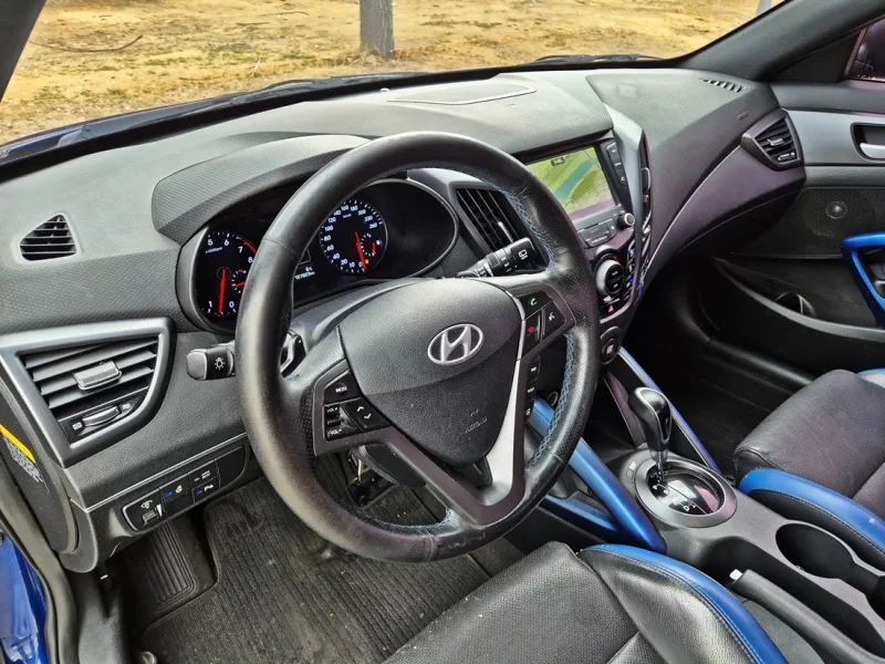 Hyundai Veloster