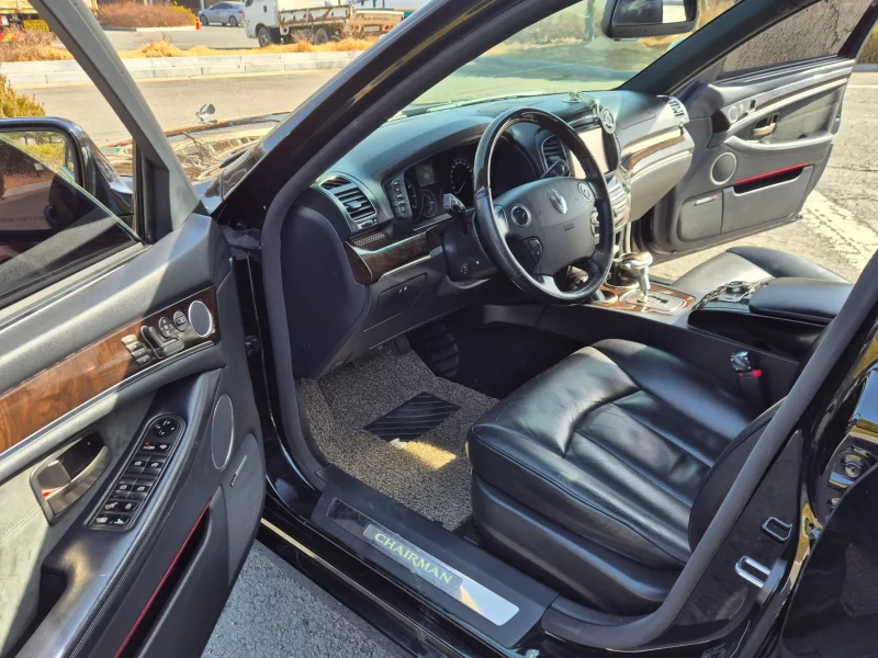 SsangYong Chairman W