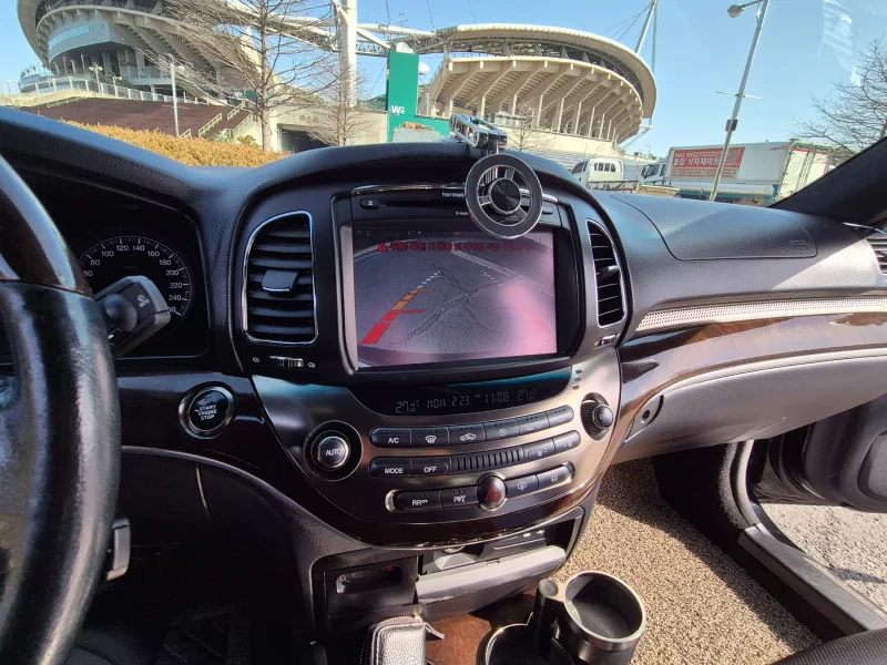 SsangYong Chairman W