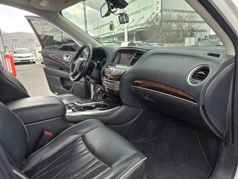 Infiniti QX60
