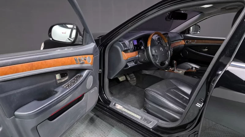 SsangYong Chairman W