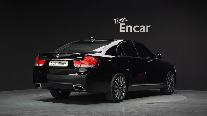 SsangYong Chairman W