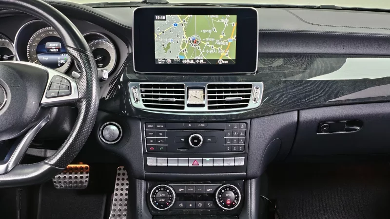 Mercedes-Benz CLS-Class