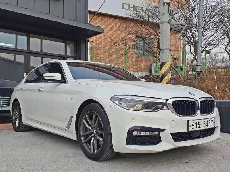 BMW 5-Series