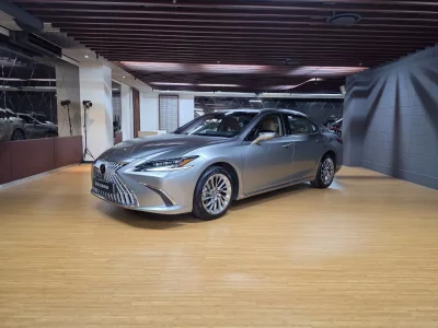 Lexus ES300h