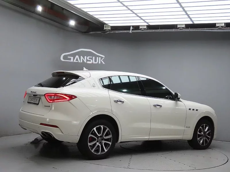 Maserati LEVANTE
