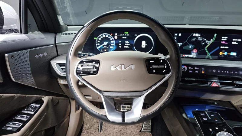 Kia K8