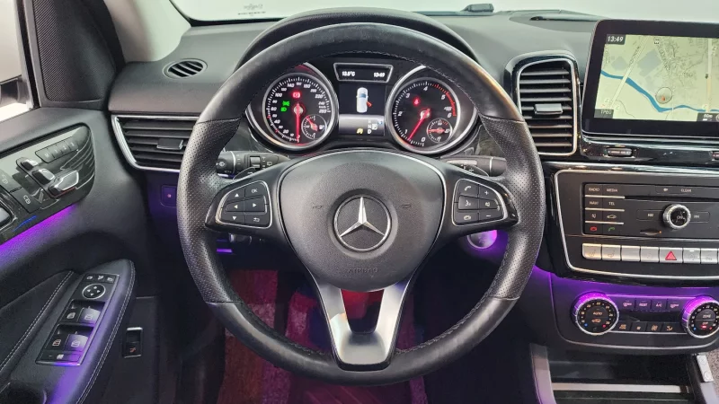 Mercedes-Benz GLE-Class