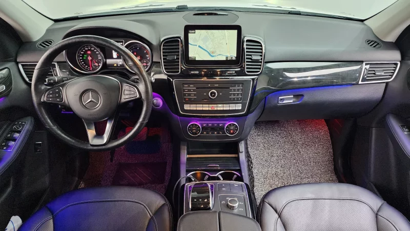 Mercedes-Benz GLE-Class