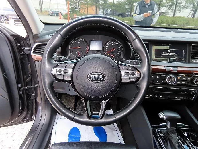 Kia K7