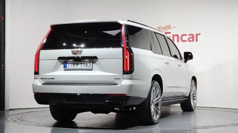 Cadillac Escalade