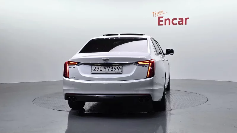 Cadillac CT6