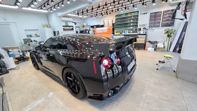 Nissan GT-R