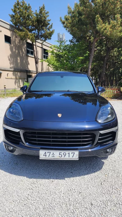 Porsche CAYENNE