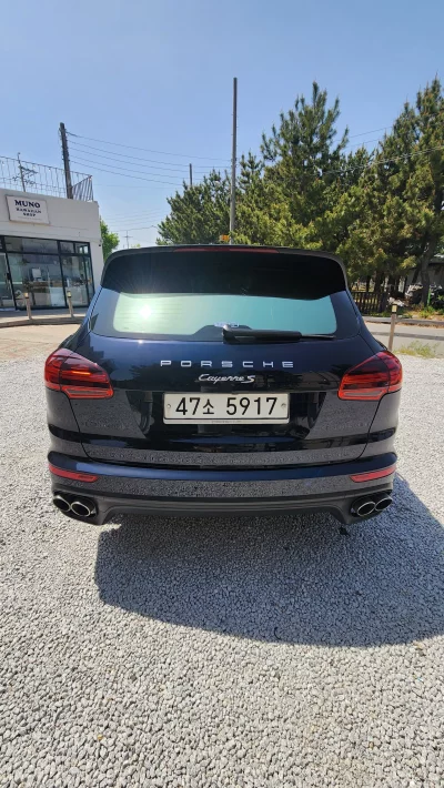 Porsche CAYENNE