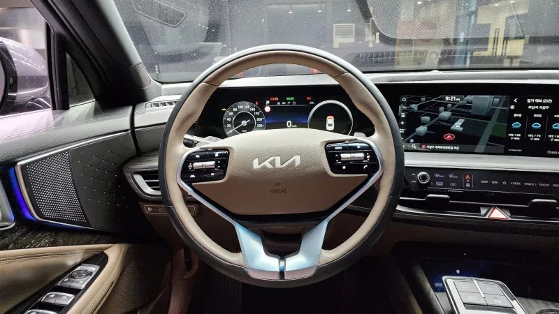 Kia K8