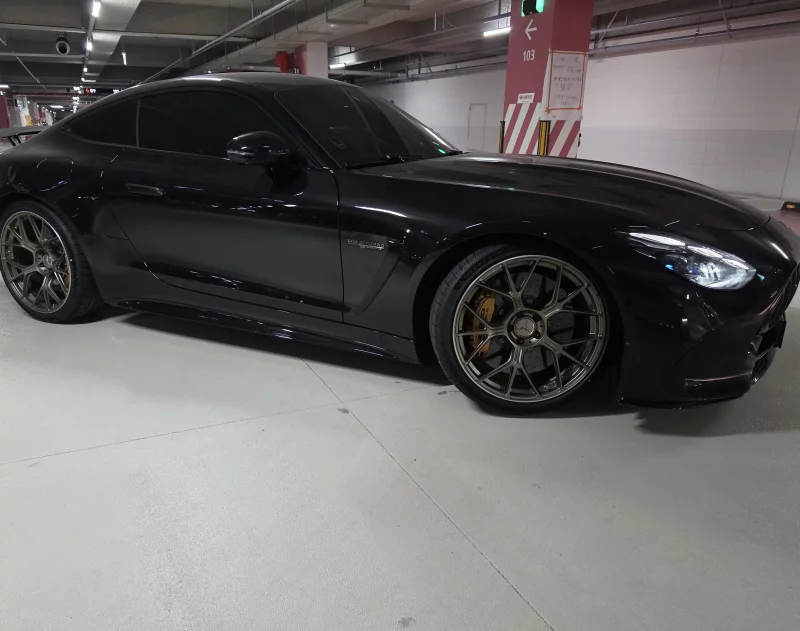 Mercedes-Benz AMG GT