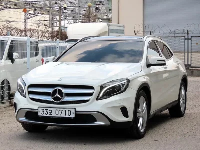 Mercedes-Benz GLA-Class