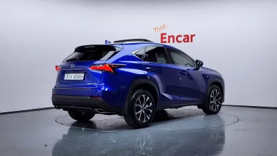 Lexus NX200t