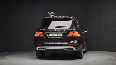 Mercedes-Benz M-class