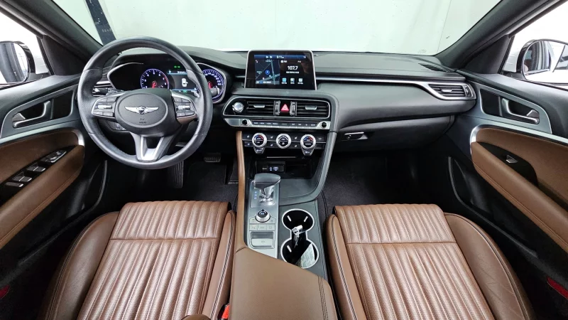 Genesis G70