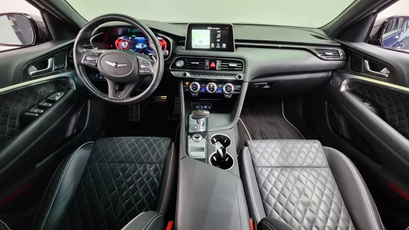 Genesis G70