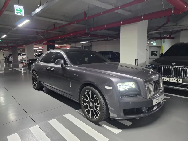 Rolls-Royce GHOST