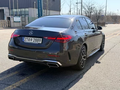 Mercedes-Benz C-Class