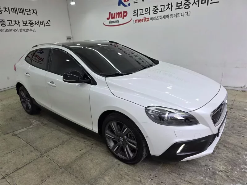 Volvo V40