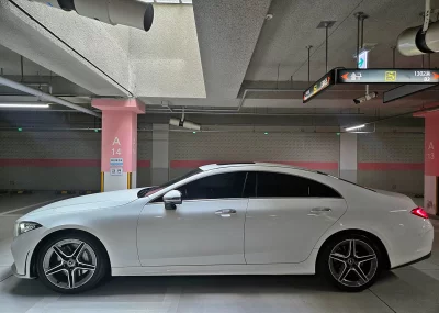 Mercedes-Benz CLS-Class