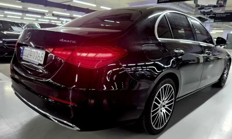 Mercedes-Benz C-Class