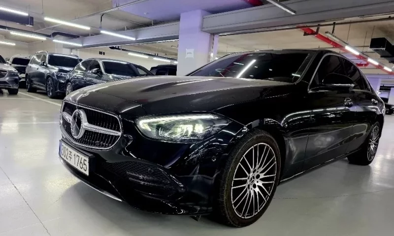 Mercedes-Benz C-Class